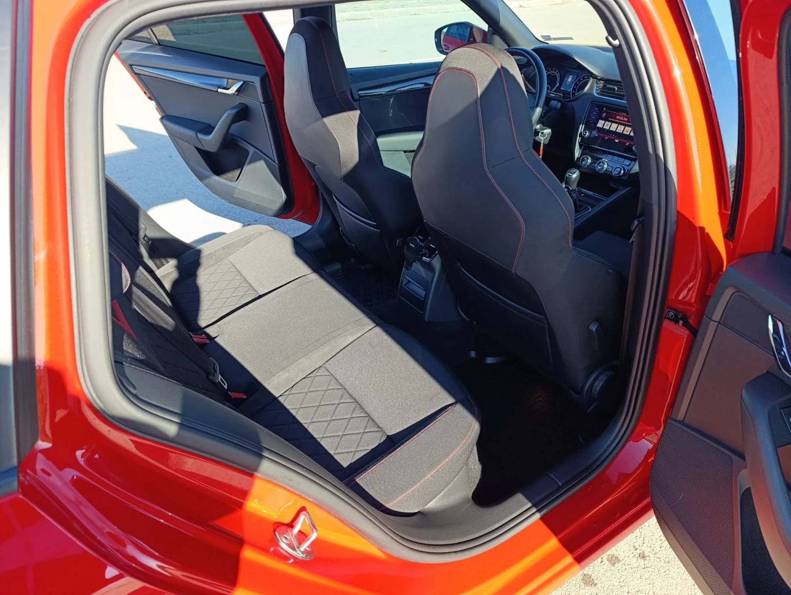 Skoda Octavia VRS | Mobile.bg � ����������� 12