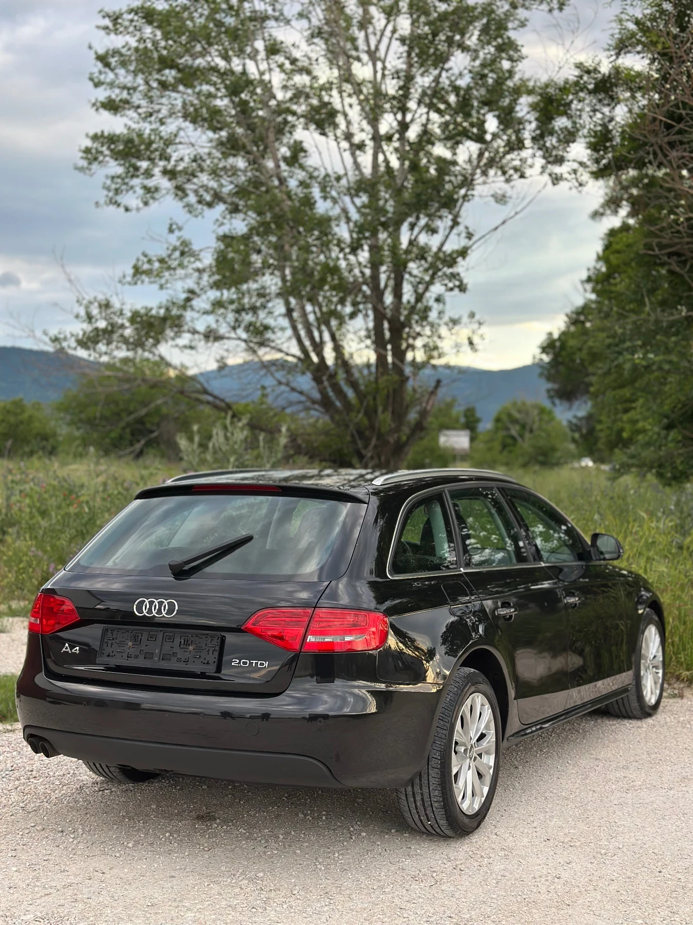 Audi A4 * Перфектен* , снимка 4 - Автомобили и джипове - 53804002