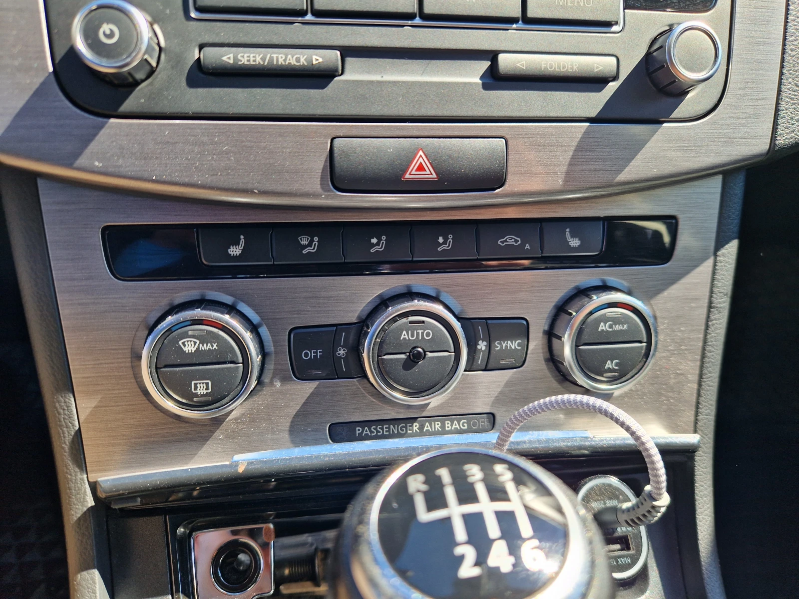 VW Passat 2.0 TDI 4motion, снимка 5 - Автомобили и джипове - 54215052