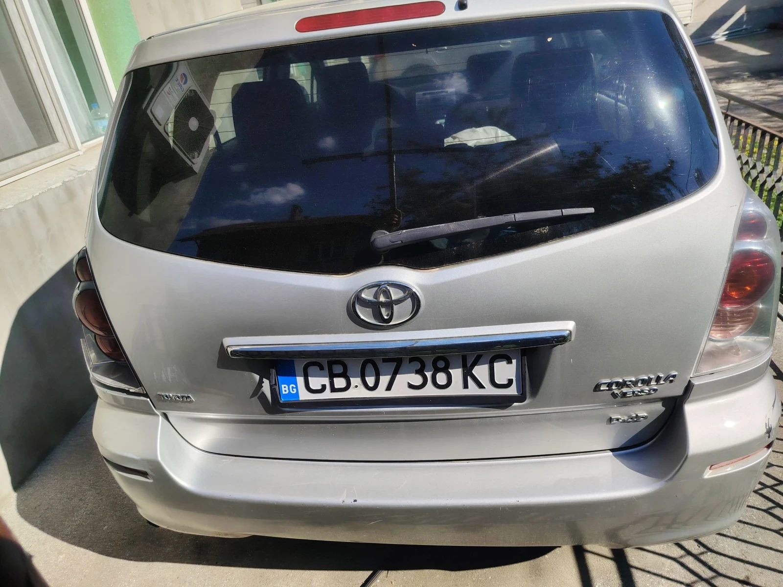 Toyota Corolla verso 2.0, снимка 5 - Автомобили и джипове - 54427990