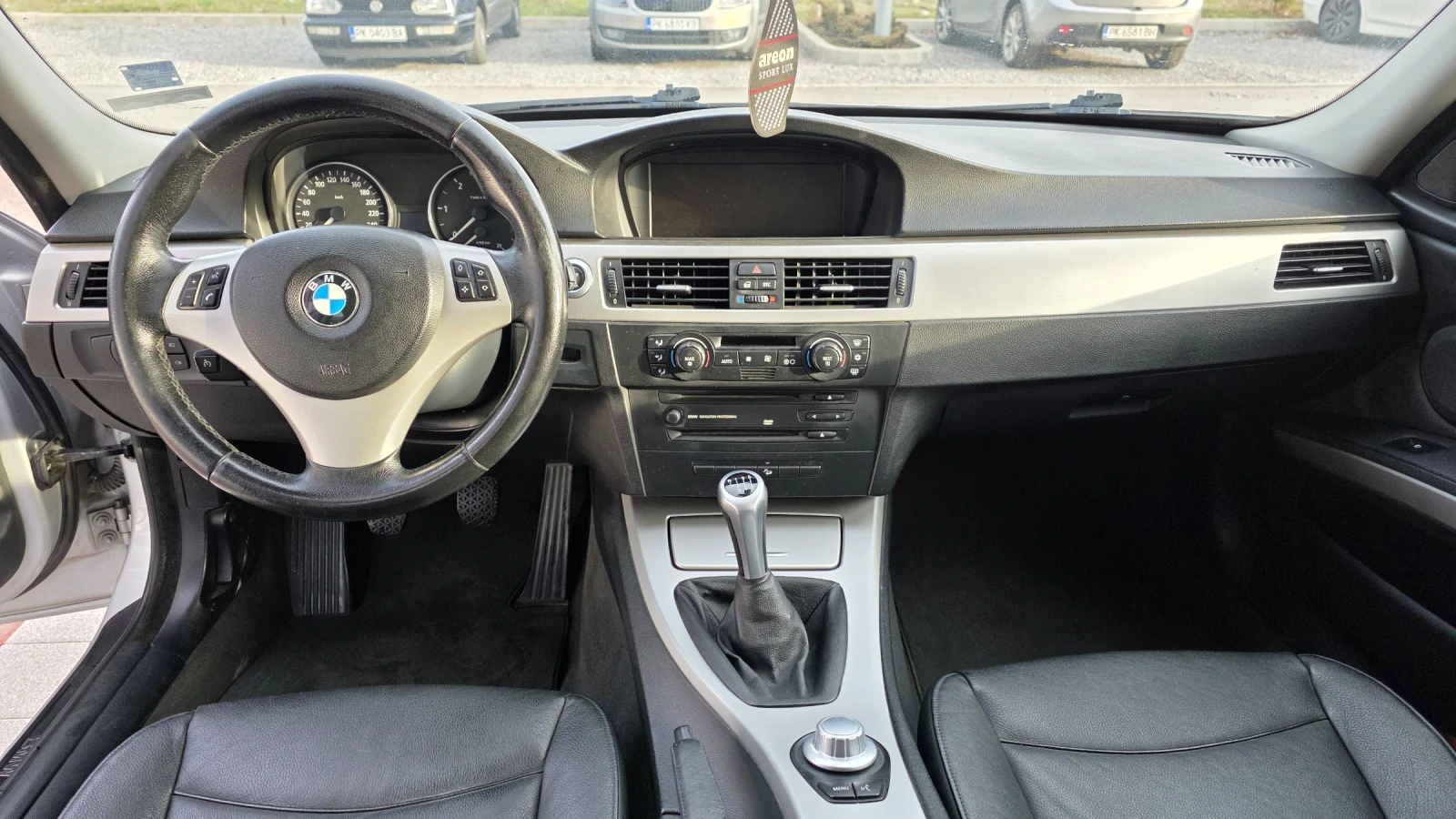 BMW 330 XD, снимка 14 - Автомобили и джипове - 54531377