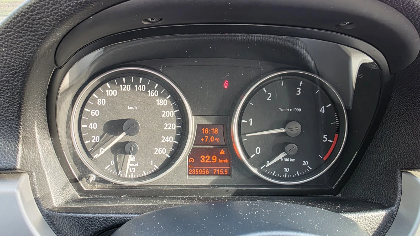 BMW 330 XD, снимка 12 - Автомобили и джипове - 54531377