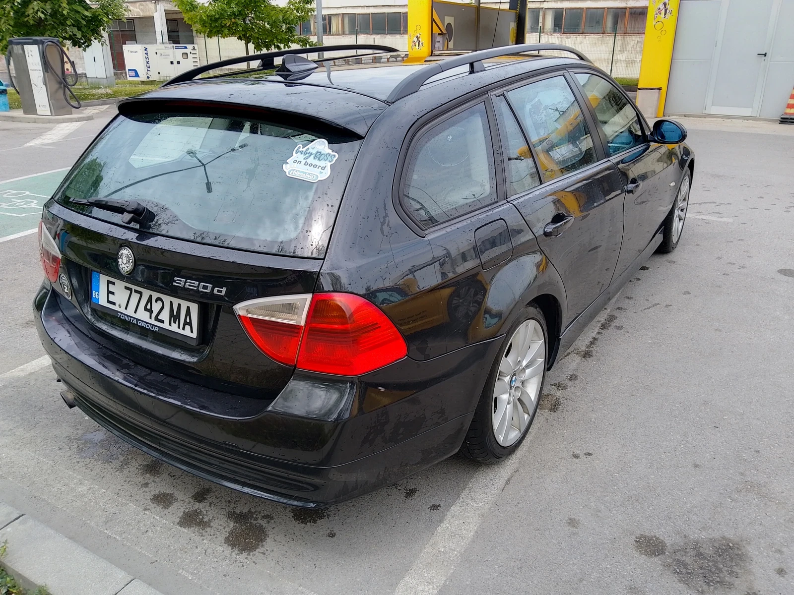 BMW 320, снимка 9 - Автомобили и джипове - 54601717