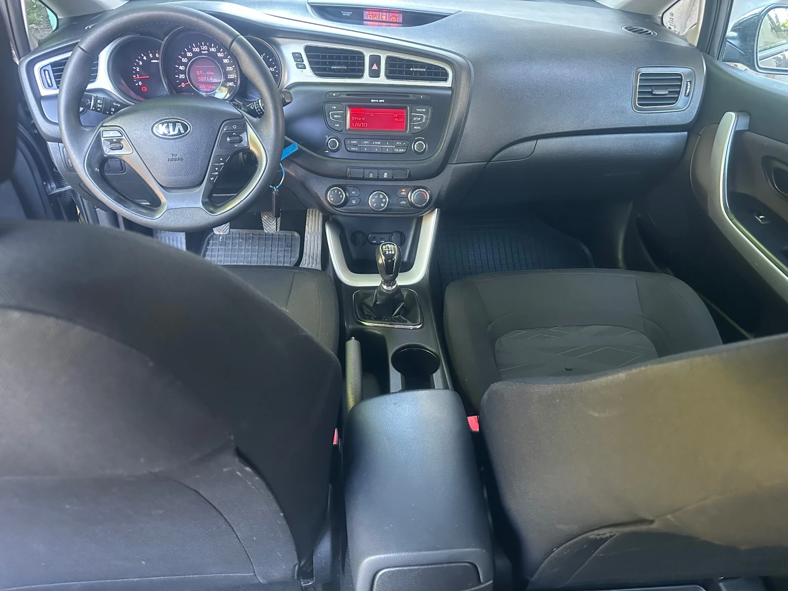 Kia Ceed 1.6CRDI, 128к.с, 2013г, 6ск, нов внос, снимка 9 - Автомобили и джипове - 54903874