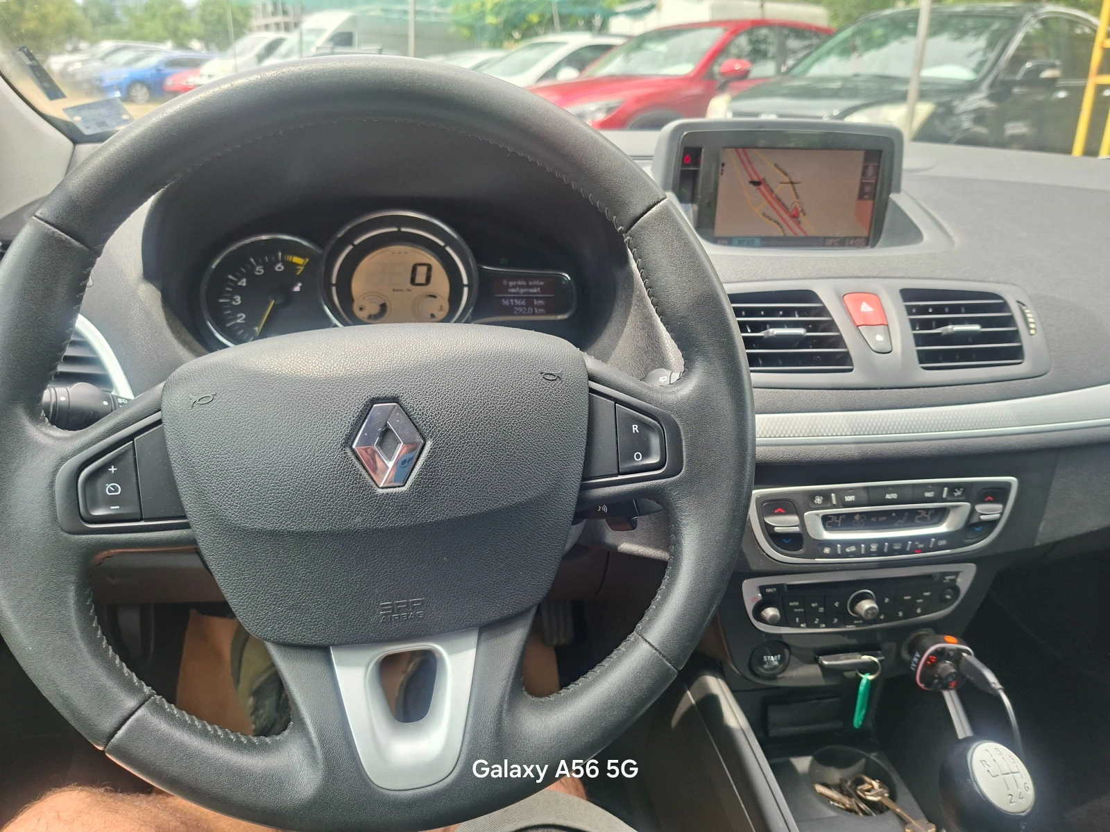 Renault Megane 1, 6 ГАЗ-Бензин, снимка 12 - Автомобили и джипове - 55145122