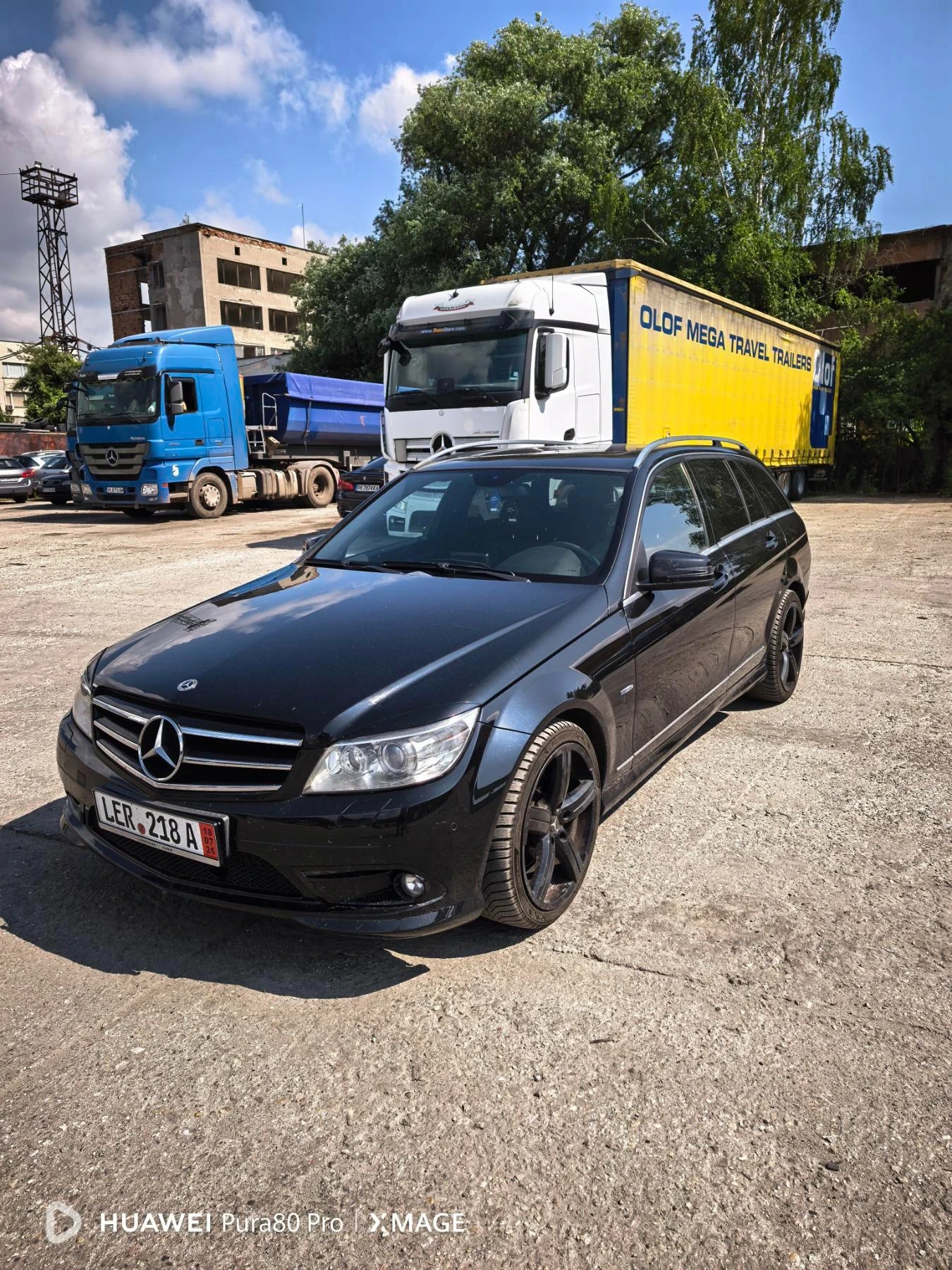 Mercedes-Benz C 220, снимка 2 - Автомобили и джипове - 55152869