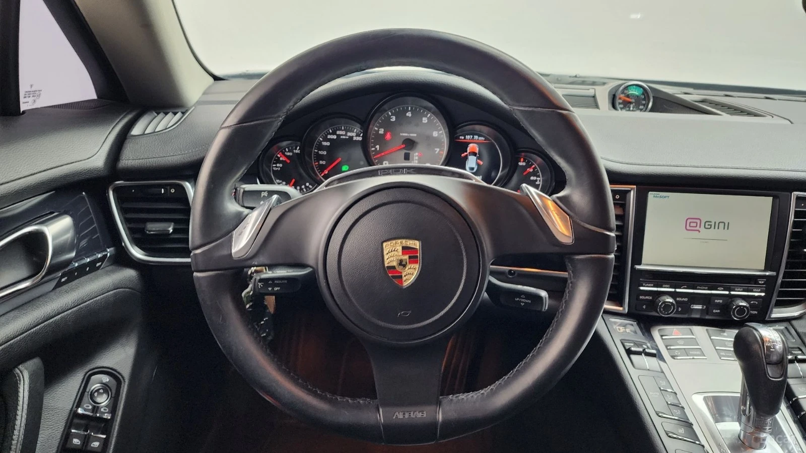 Porsche Panamera 4.8S* КОЖА* ПОДГРЕВ* ПАНО* КАМЕРА* ECS, снимка 11 - Автомобили и джипове - 55562925