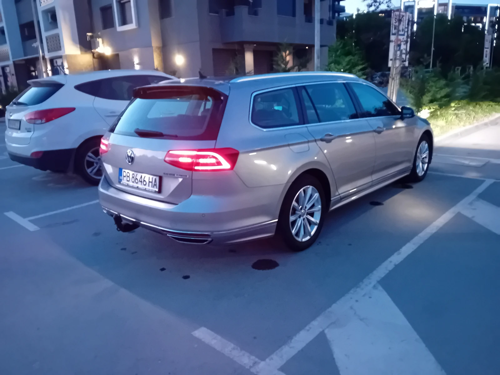 VW Passat B8, снимка 4 - Автомобили и джипове - 56494466
