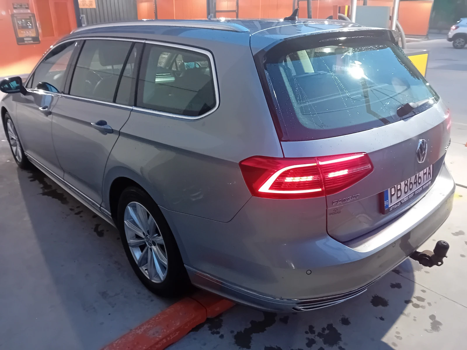 VW Passat B8, снимка 3 - Автомобили и джипове - 56494466