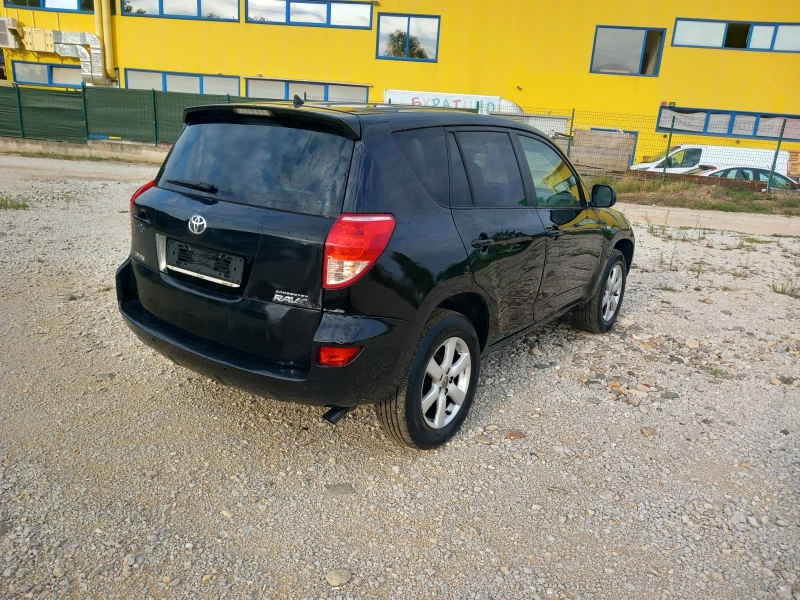 Toyota Rav4 Навигация 136кс, снимка 4 - Автомобили и джипове - 47435538