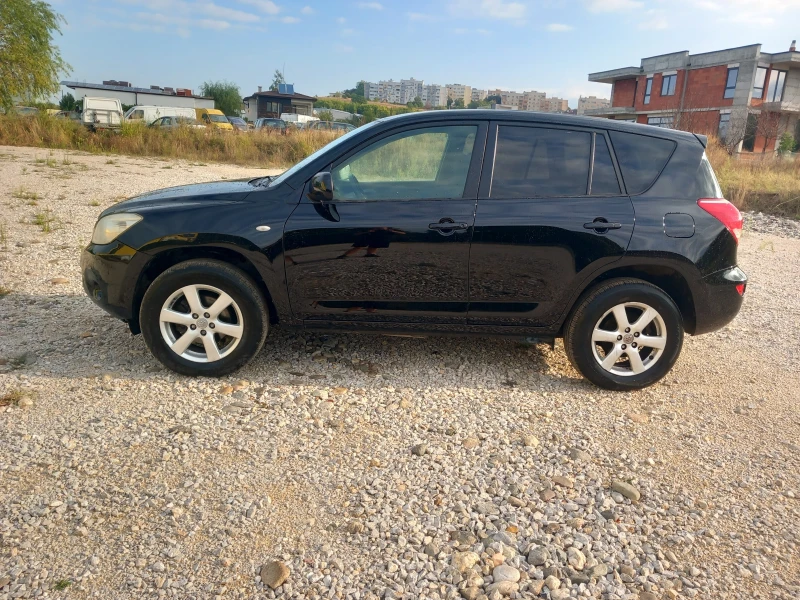 Toyota Rav4 Навигация 136кс, снимка 2 - Автомобили и джипове - 47435538