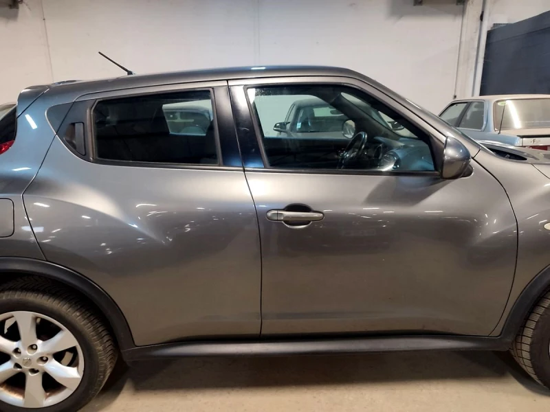 Nissan Juke 1.6 i, снимка 5 - Автомобили и джипове - 48434372