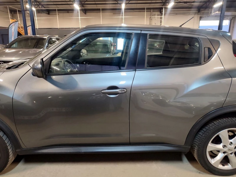 Nissan Juke 1.6 i, снимка 6 - Автомобили и джипове - 48434372