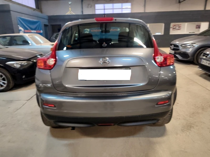 Nissan Juke 1.6 i, снимка 8 - Автомобили и джипове - 48434372