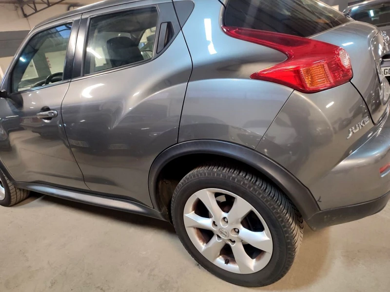 Nissan Juke 1.6 i, снимка 7 - Автомобили и джипове - 48434372