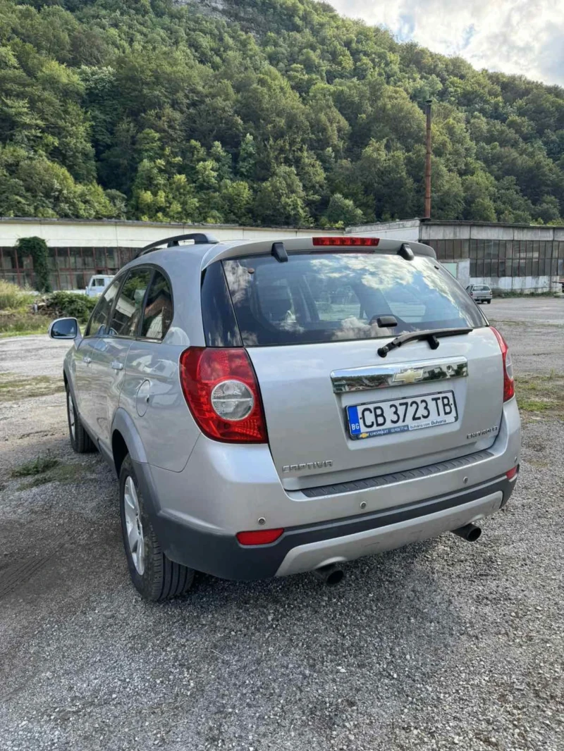 Chevrolet Captiva, снимка 8 - Автомобили и джипове - 48979494