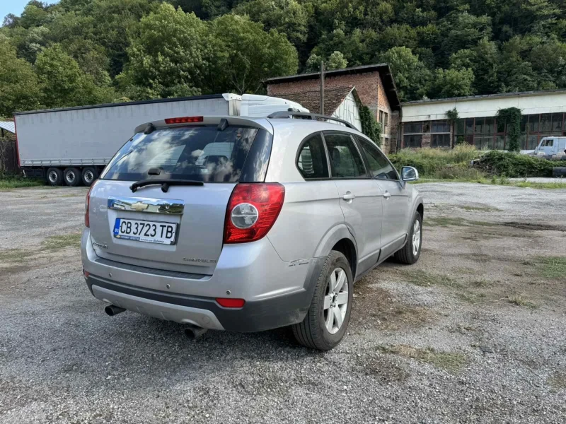 Chevrolet Captiva, снимка 5 - Автомобили и джипове - 48979494