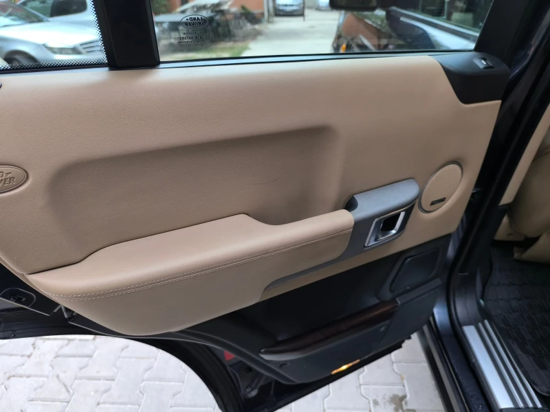 Land Rover Range rover Vogue, снимка 11 - Автомобили и джипове - 51868943