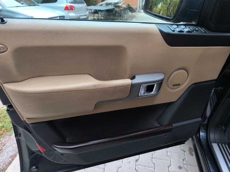 Land Rover Range rover Vogue, снимка 9 - Автомобили и джипове - 51868943