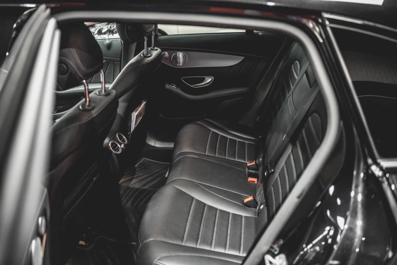 Mercedes-Benz EQC, снимка 11 - Автомобили и джипове - 52717422