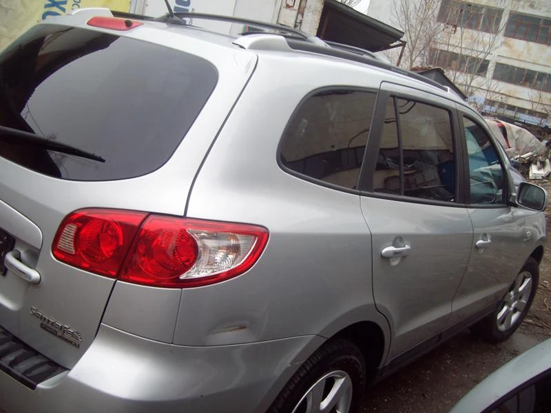 Hyundai Santa fe 2.2D, снимка 2 - Автомобили и джипове - 47430755