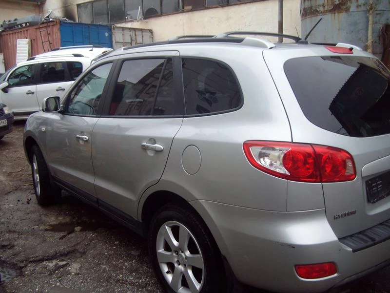 Hyundai Santa fe 2.2D, снимка 3 - Автомобили и джипове - 49033616