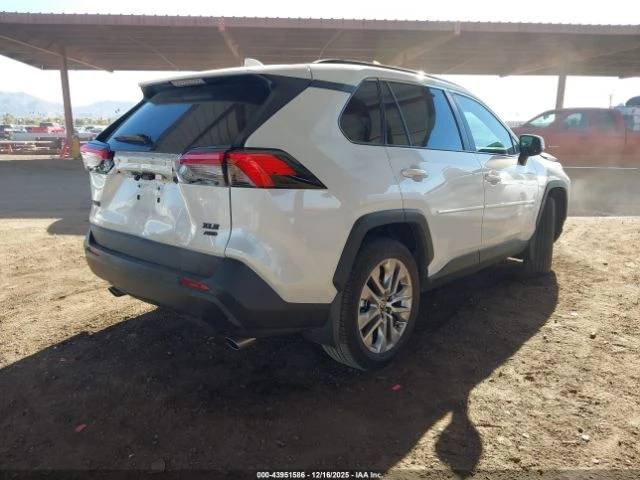 Toyota Rav4 XLE* AWD* Пано* Softex* Камера* Парктроник*  - изображение 7