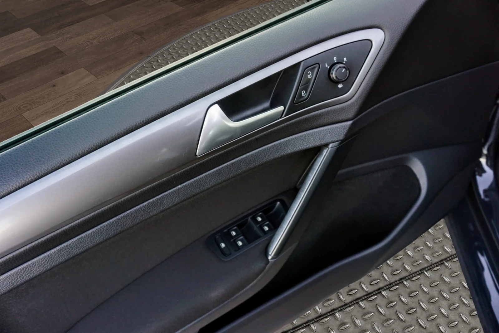 VW Golf 1.4TGI TRENDLINE BLUEMOTION, снимка 7 - Автомобили и джипове - 50663998