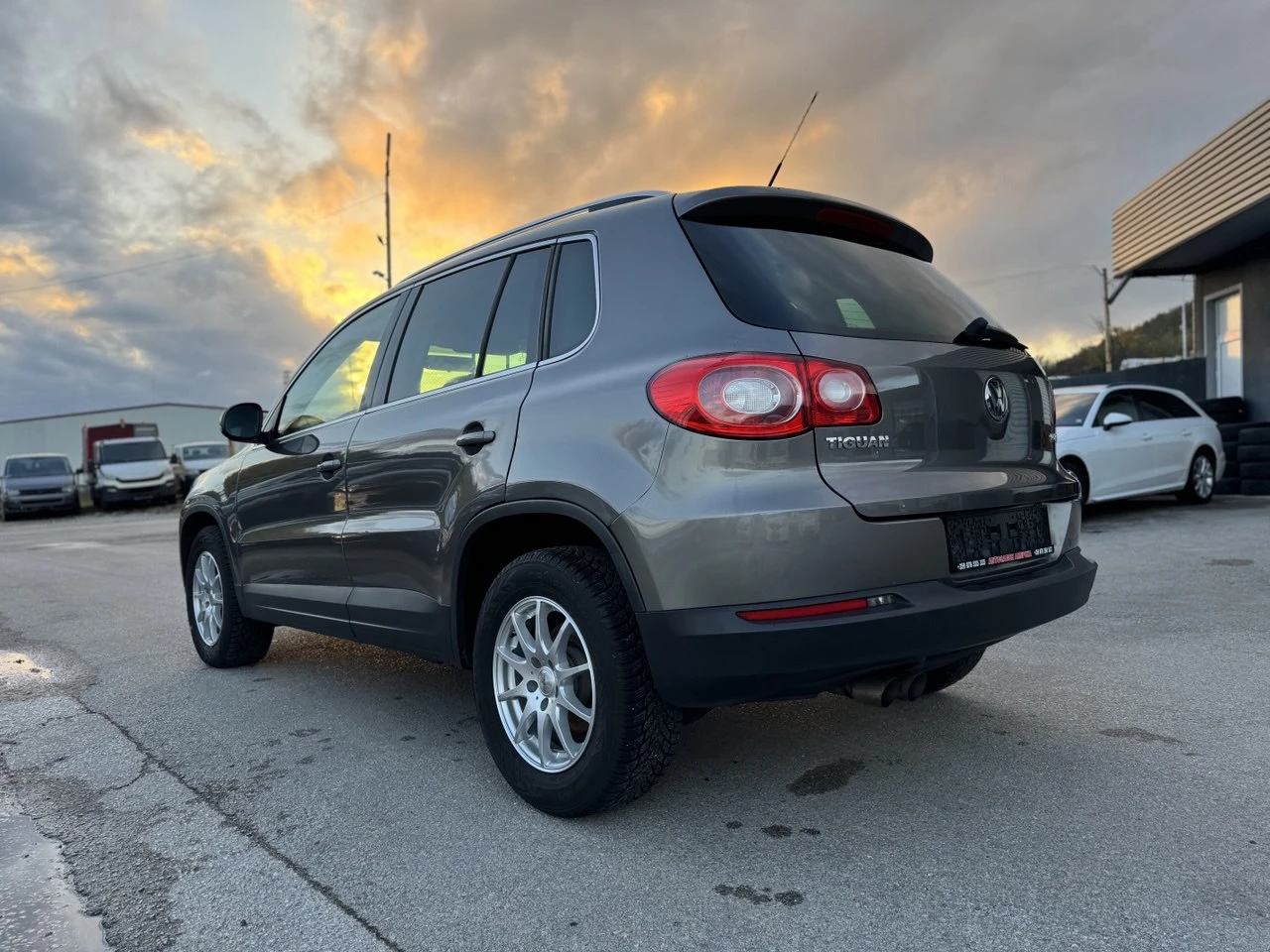 VW Tiguan 2.0TDI 4MOTION - изображение 4