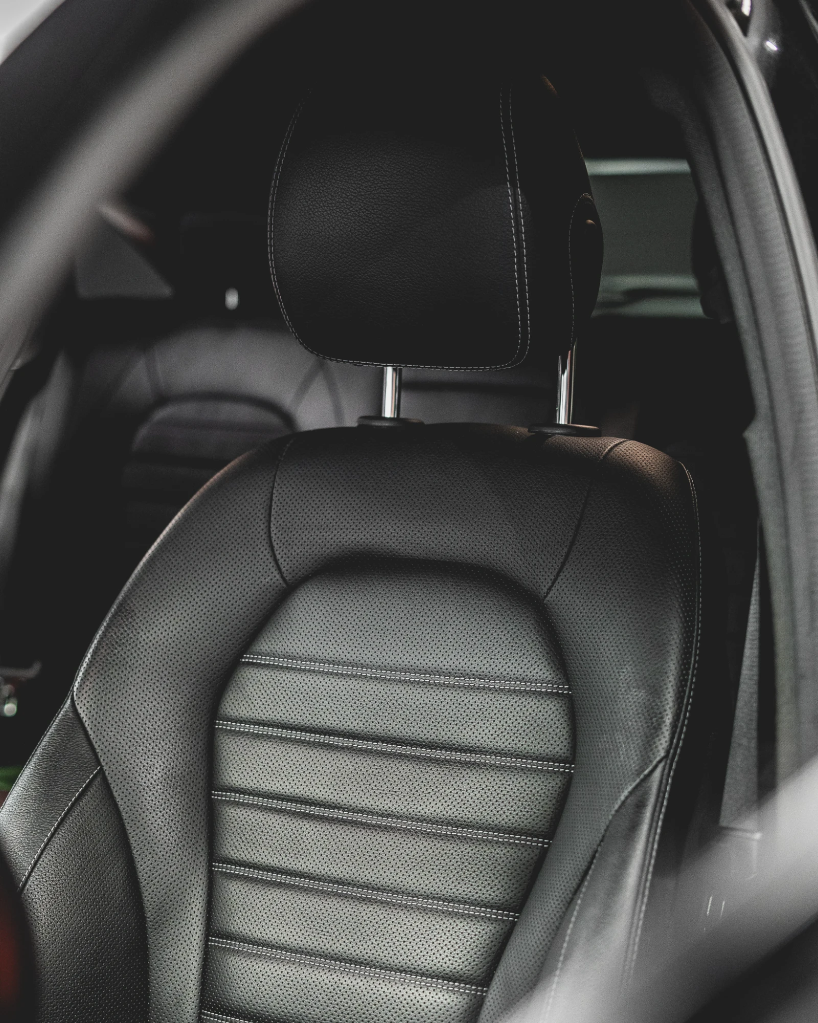 Mercedes-Benz EQC | Mobile.bg   9