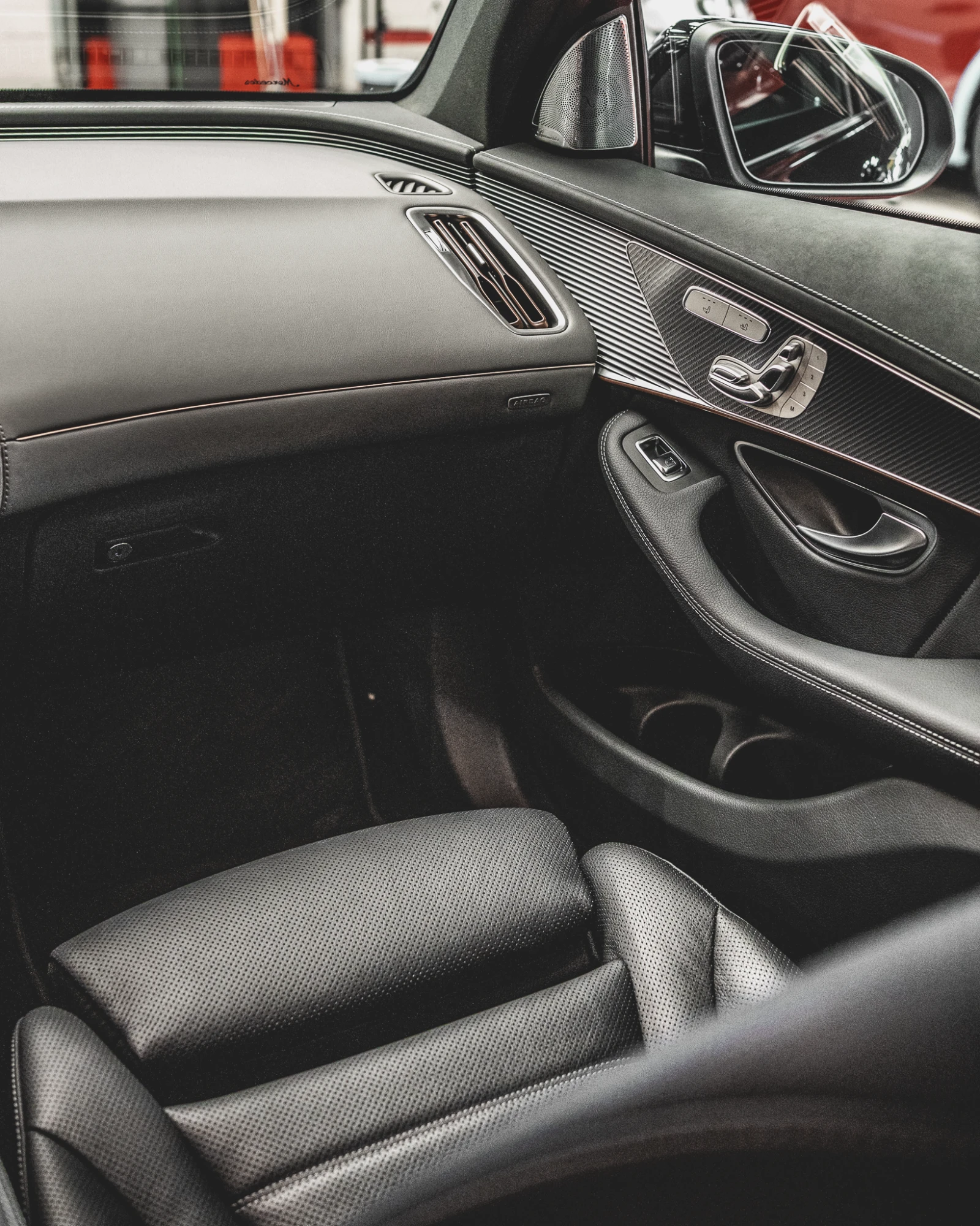 Mercedes-Benz EQC | Mobile.bg   14