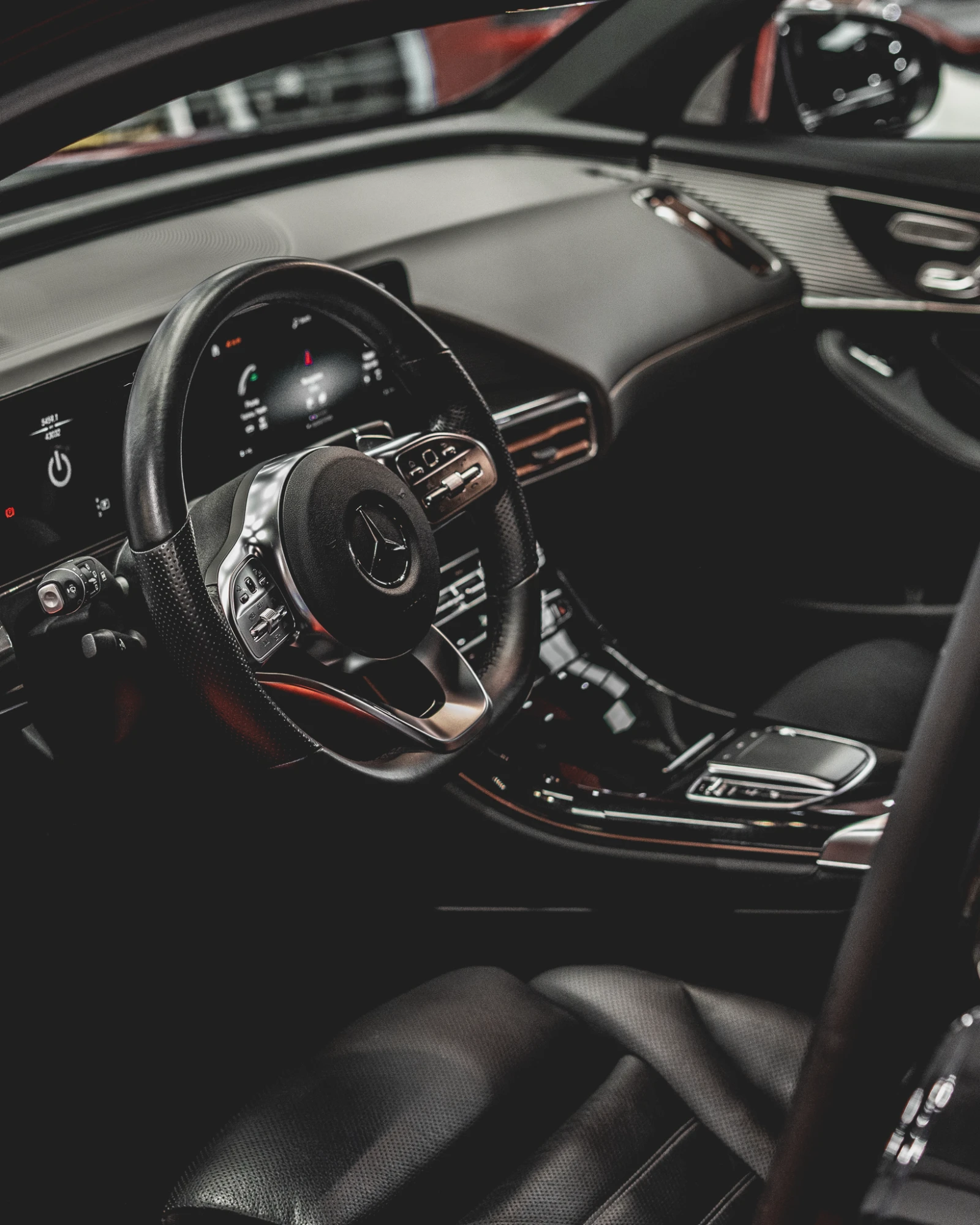 Mercedes-Benz EQC | Mobile.bg   7