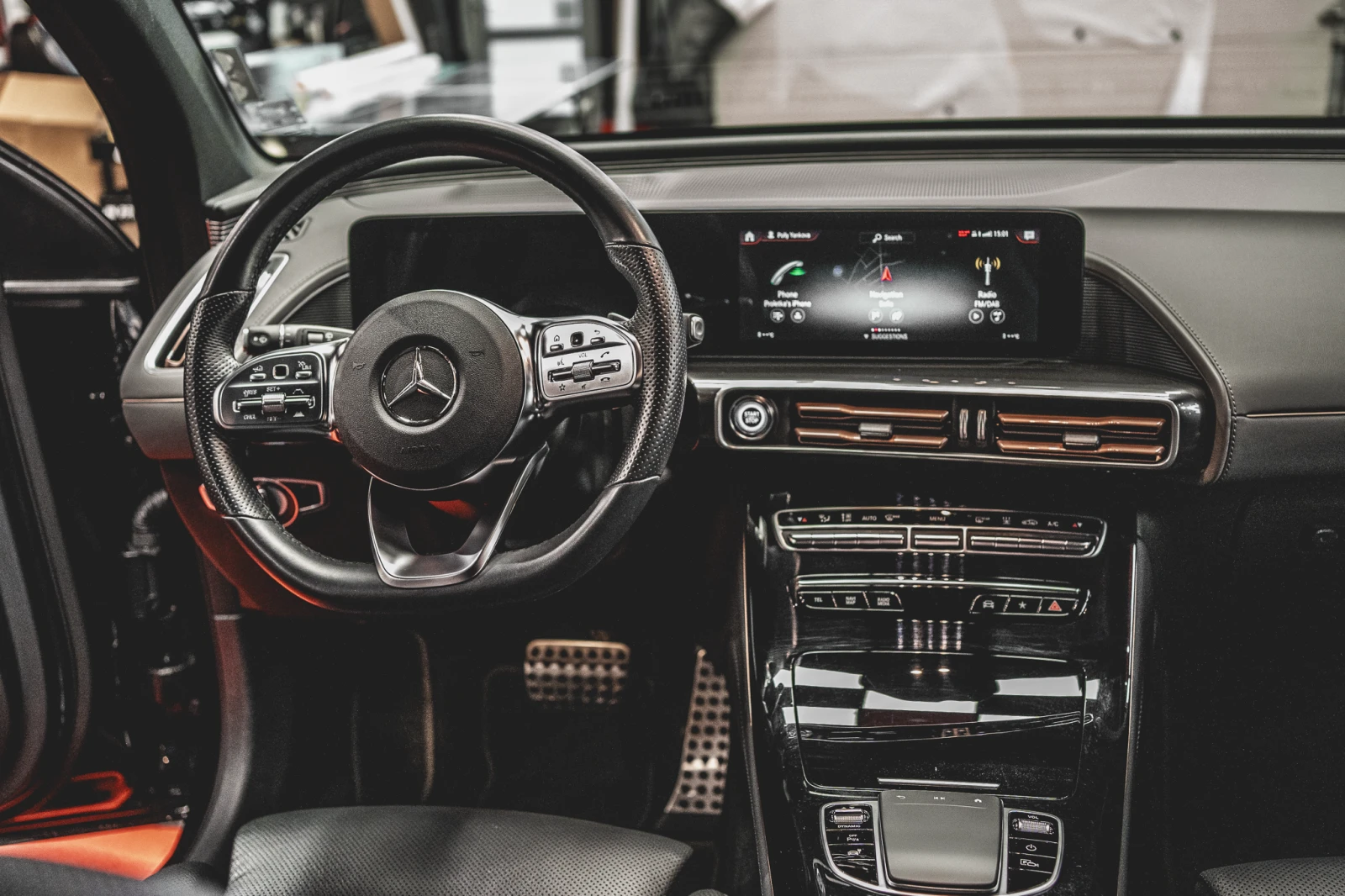 Mercedes-Benz EQC | Mobile.bg   13