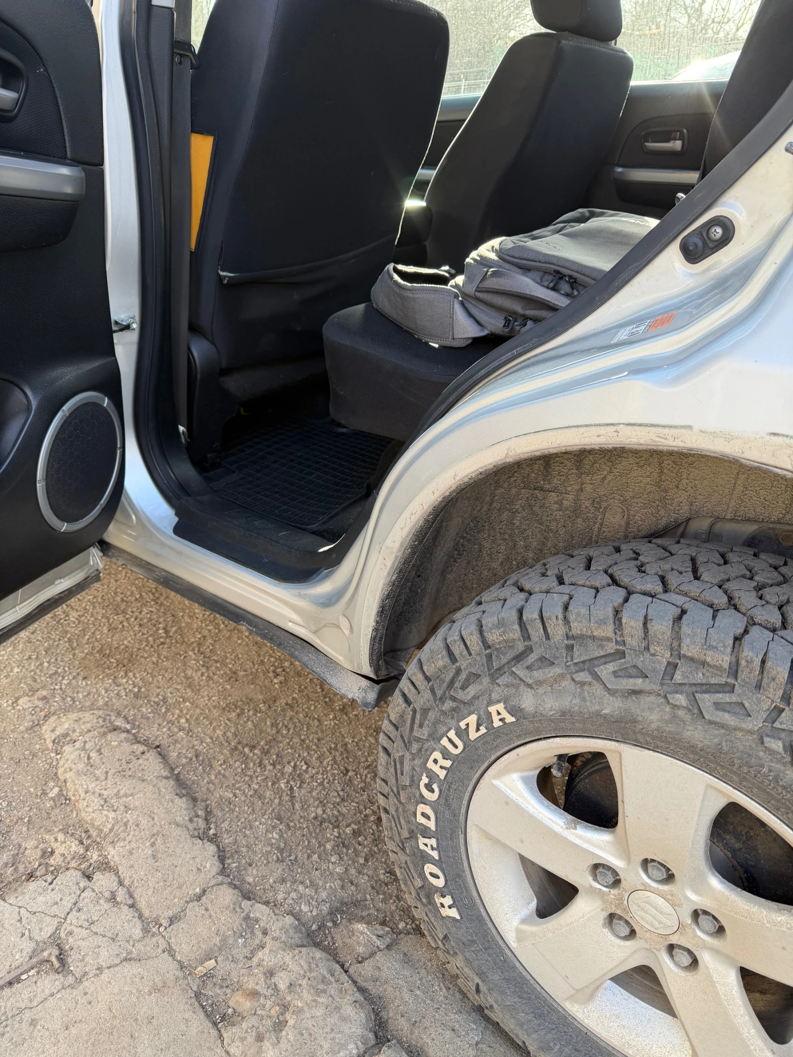 Suzuki Grand vitara 1.9DDIS, снимка 9 - Автомобили и джипове - 53772796