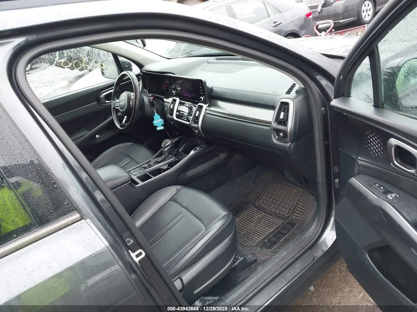 Kia Sorento 2.5l S, снимка 5 - Автомобили и джипове - 54102866