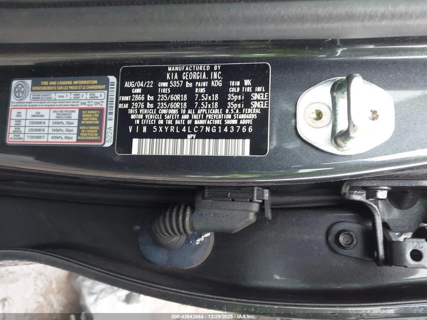 Kia Sorento 2.5l S, снимка 9 - Автомобили и джипове - 54102866