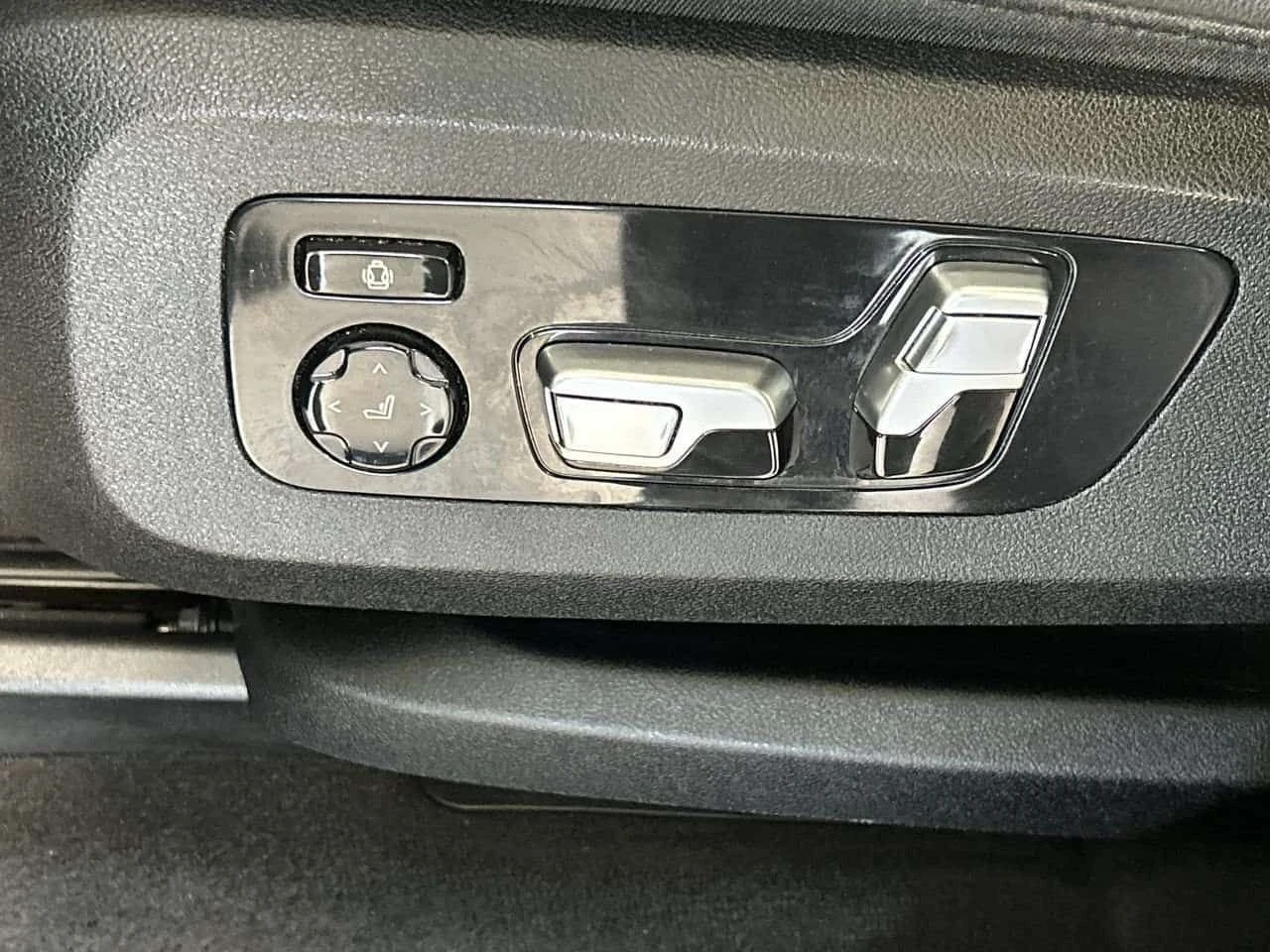 BMW X7 Enhanced PKG | M Sport PKG | AIR SUS, снимка 11 - Автомобили и джипове - 55143583