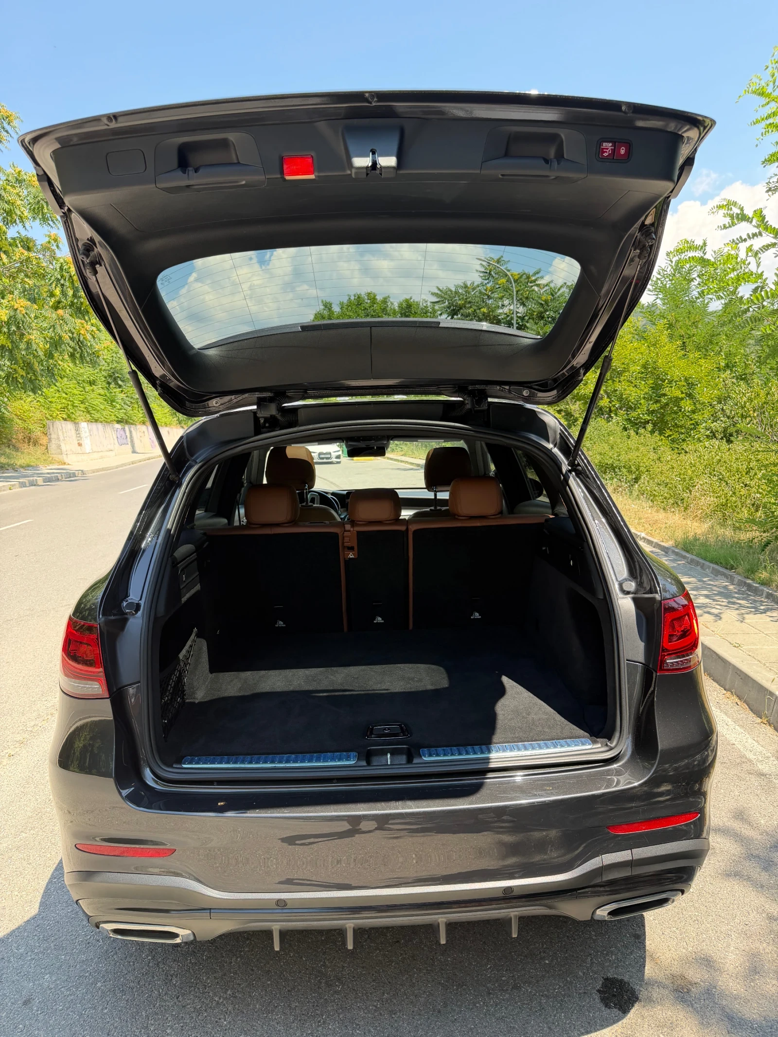Mercedes-Benz GLC 300 * 4MATIC * 9G * BURMESTER * 2xPANO, снимка 7 - Автомобили и джипове - 55163887