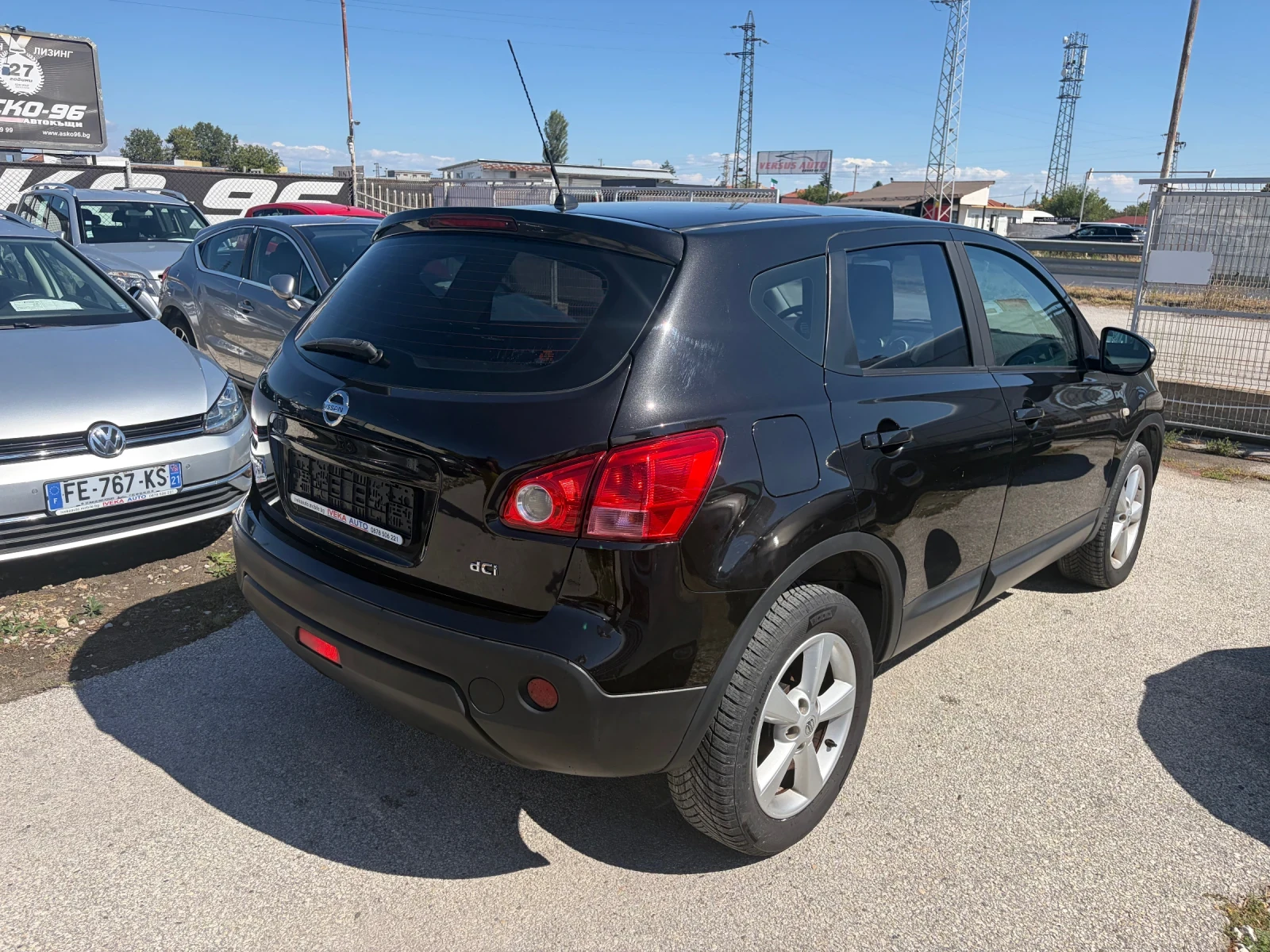 Nissan Qashqai 2.0DCi TOP, снимка 4 - Автомобили и джипове - 56081250
