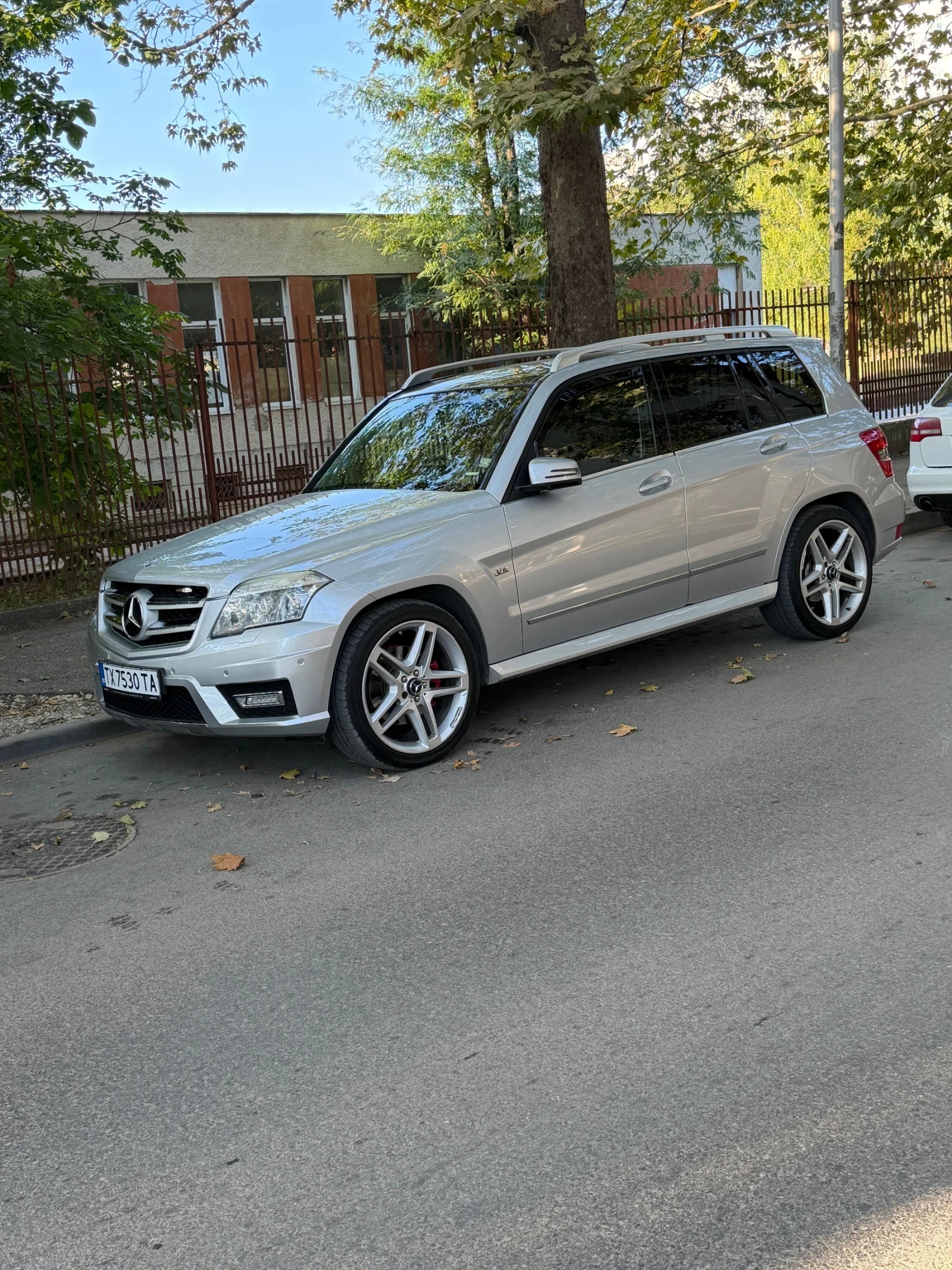 Mercedes-Benz GLK, снимка 7 - Автомобили и джипове - 56704976