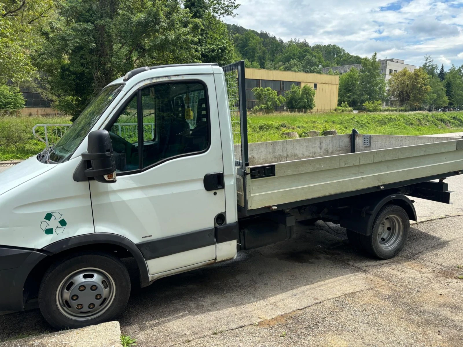 Iveco 3512 Самосвал, снимка 2 - Бусове и автобуси - 54840623