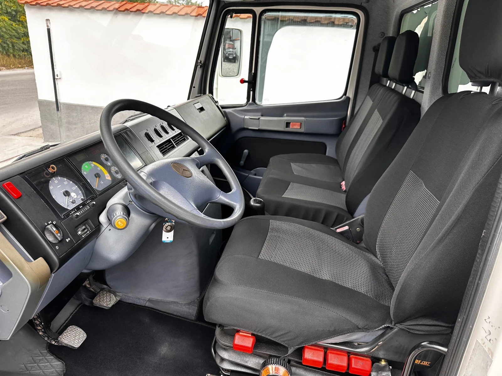 Mercedes-Benz Vario, снимка 7 - Бусове и автобуси - 55212235