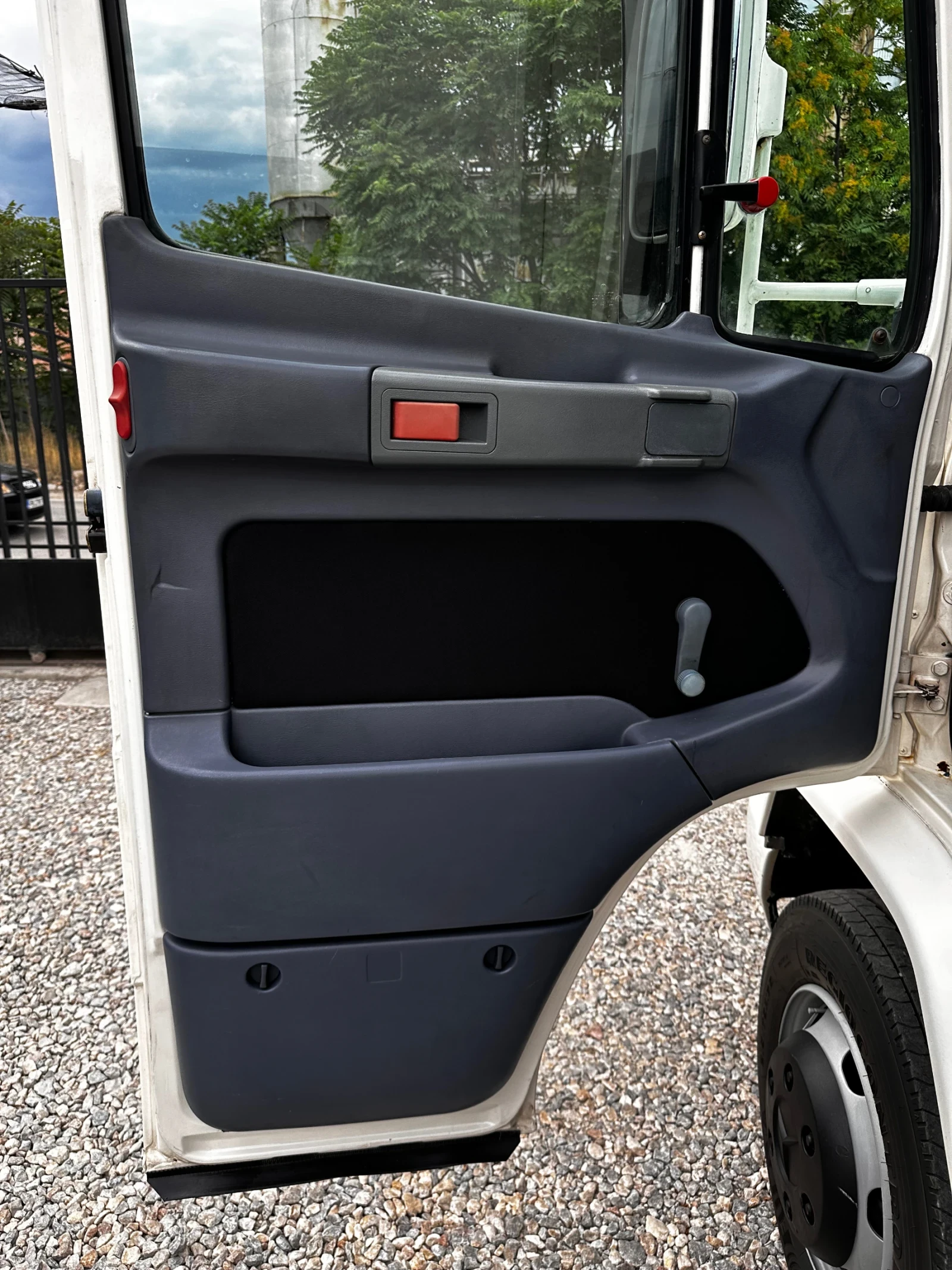 Mercedes-Benz Vario, снимка 11 - Бусове и автобуси - 55212235