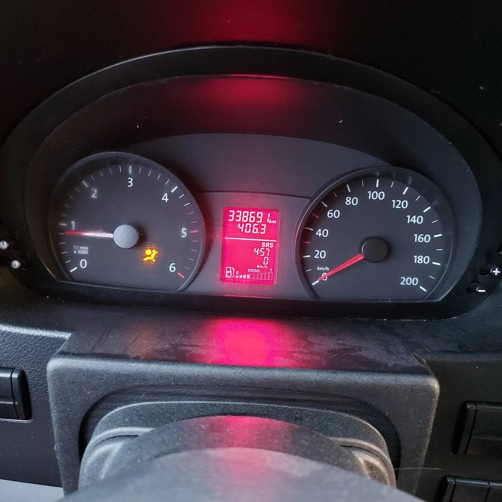 VW Crafter хладилен с климатик, снимка 14 - Бусове и автобуси - 55566000