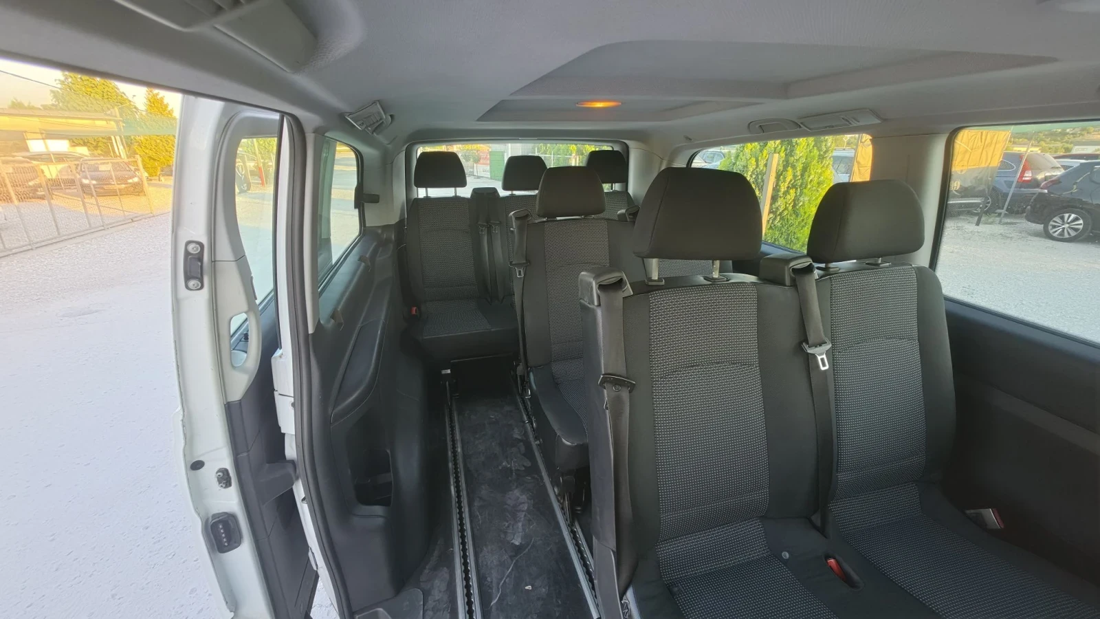 Mercedes-Benz Vito 2.2CDI.136кс.2013г.9 местен.MAXI.климатроник, снимка 8 - Бусове и автобуси - 55695796