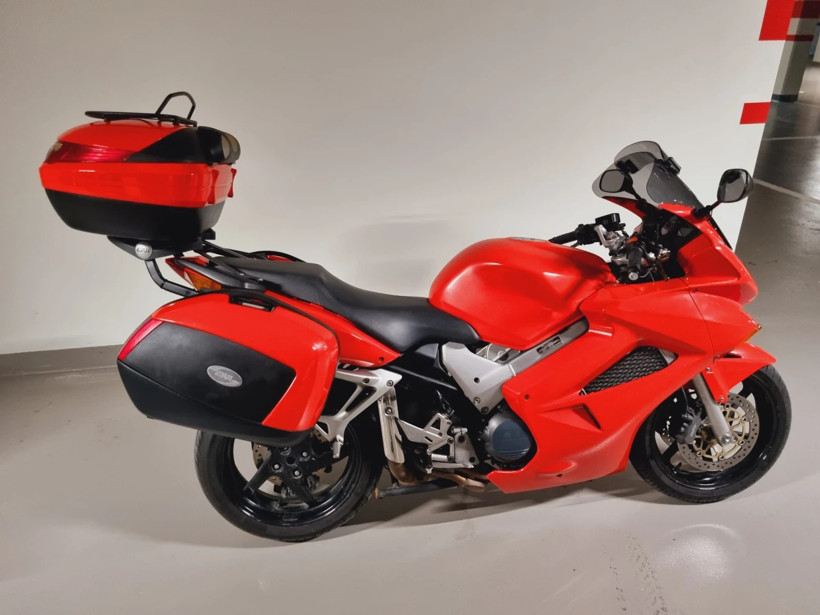 Honda Vfr V-Tec - изображение 3