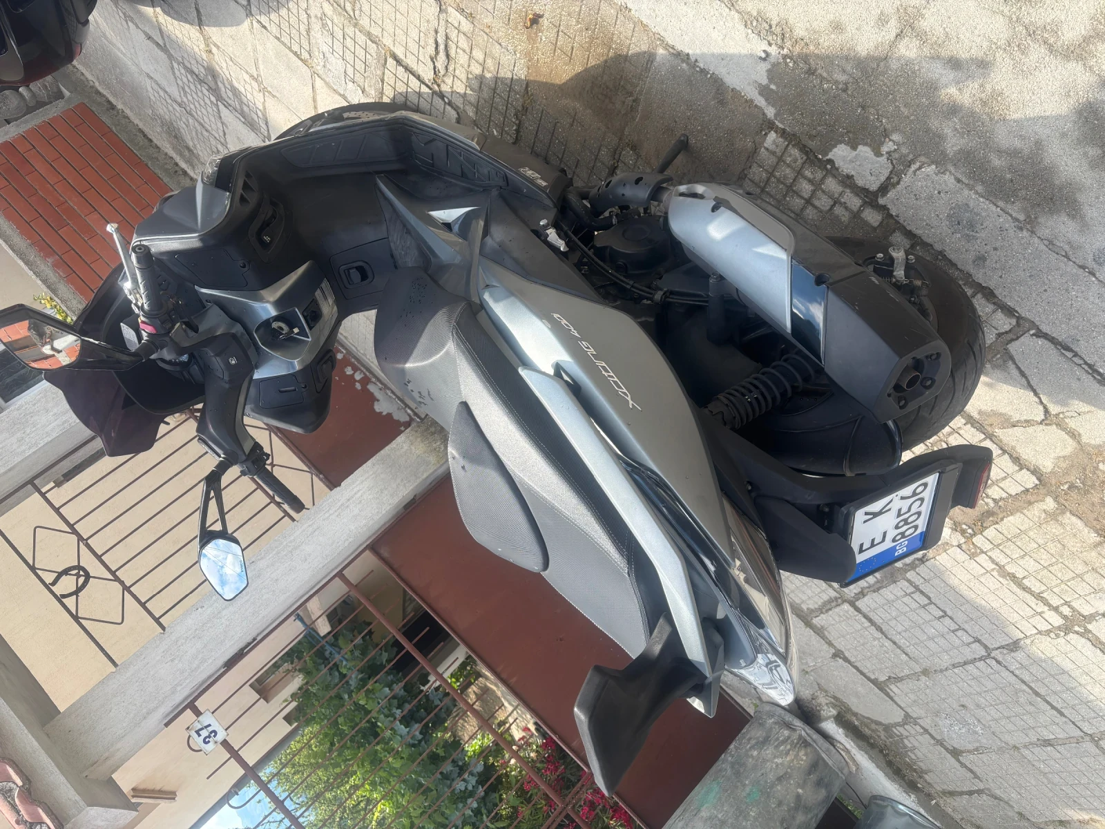 Kymco Xciting 400i, снимка 4 - Мотоциклети и мототехника - 54895902