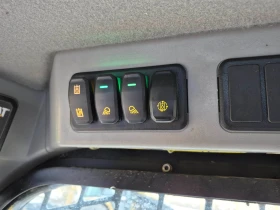 Мини челни товарачи Cat 289D3, снимка 11 - Индустриална техника - 53636415