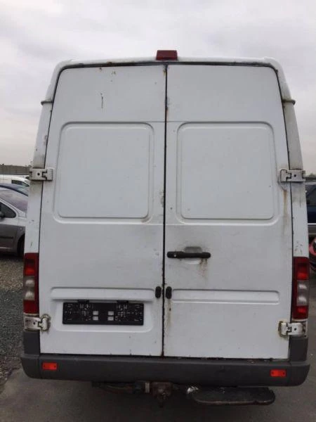 Трансмисия за Mercedes-Benz Sprinter, снимка 2 - Части - 22085207