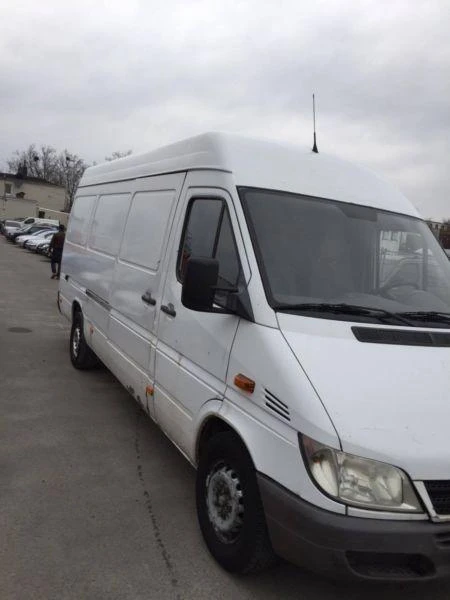 Трансмисия за Mercedes-Benz Sprinter, снимка 1 - Части - 22085207